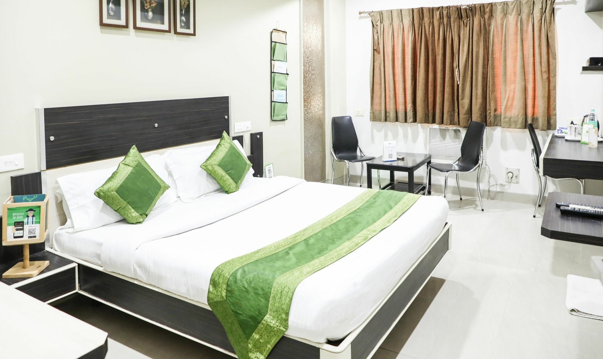 Hotel Bagga International Aurangabad  Buitenkant foto